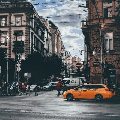 Taxi