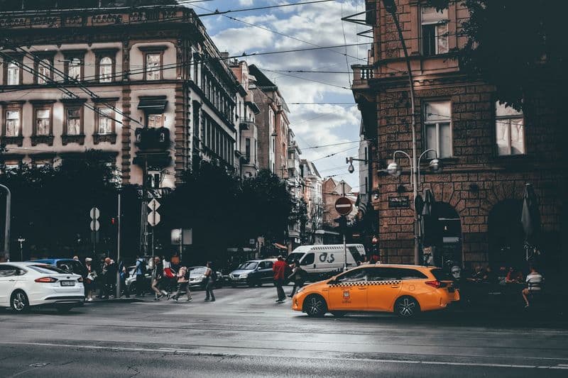 Taxi